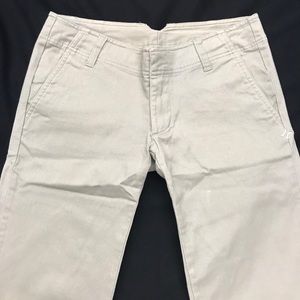 Hurley Women’s Khaki Pants Petite 
Straight Cut 00